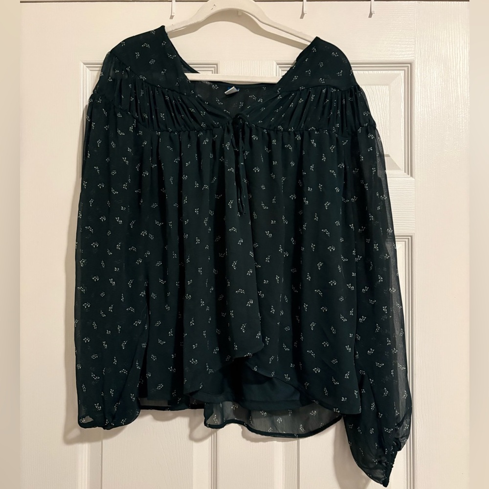 Old Navy Dark Green Floral Peasant Blouse